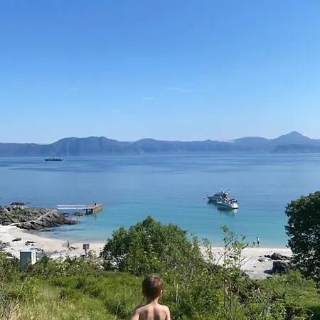 Idyllic Accommodation In Dome Near Sandy Beach Ferienhaus