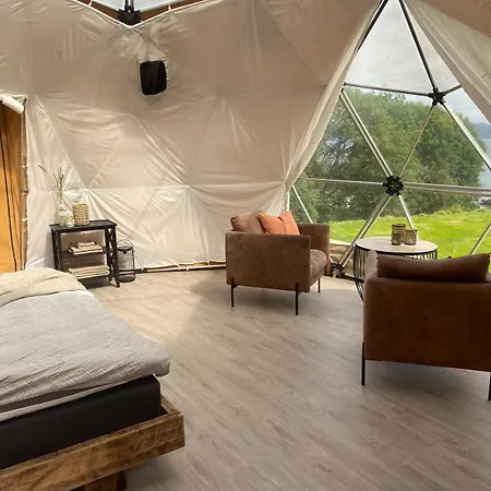 Idyllic Accommodation In Dome Near Sandy Beach Ferienhaus *