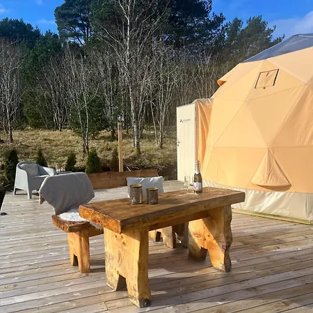 Semesterbostad Idyllic Accommodation In Dome Near Sandy Beach *